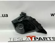 Направляющая крыла переднего правого (ракушка) Tesla Model X, 1047093-00-H